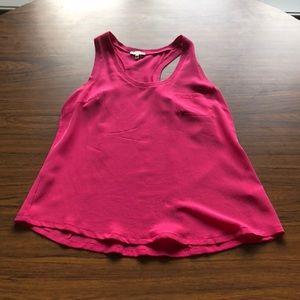 Women’s sleeveless top